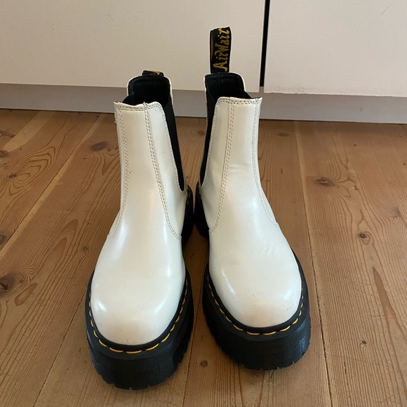 2976 dr. Marten. smooth leather platform Chelsea boot - Picture 3 of 6